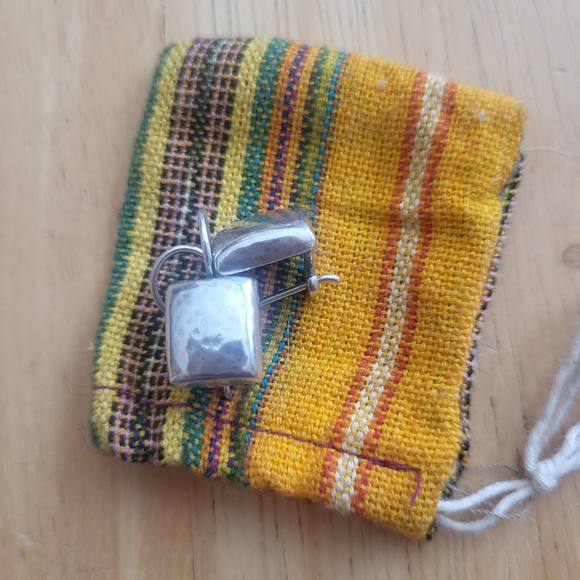 Silpada Sterling Silver Earrings W0118 - Picture 3 of 6